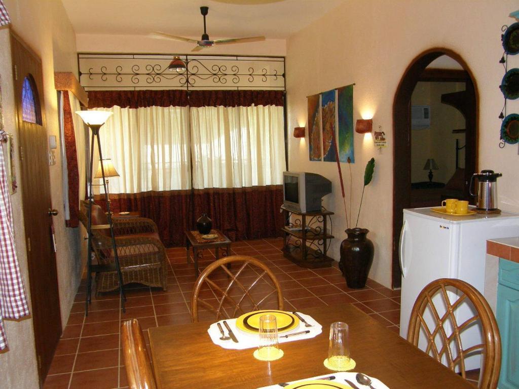 Florentina Homes Dumaguete City Oda fotoğraf